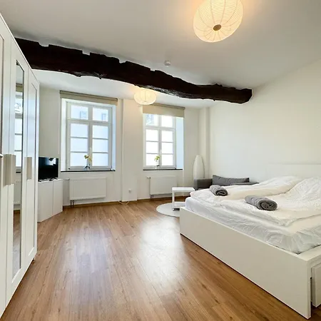 Praktisch & Modern - Voll Ausgestattetes Apartment